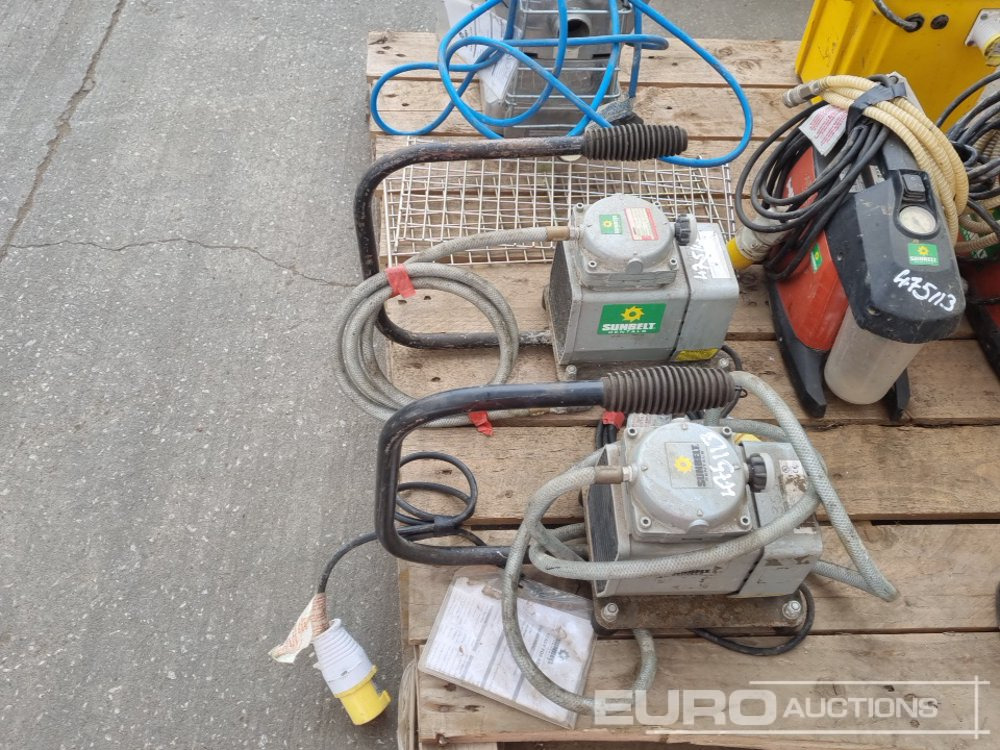 Bouwmaterieel 110Volt Transformer, 110Volt Vacuum Pump (4 of), 110Volt Hand Held Floor Sander, Cable Avoidance Tool Signal Detector: afbeelding 20