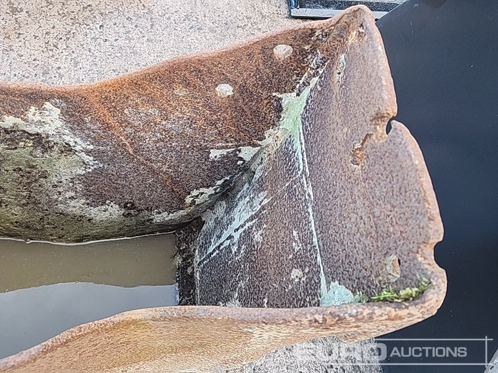 12" Digging Bucket 65mm Pin to suit 13 Ton Excavator - Bak: afbeelding 5 12" Digging Bucket 65mm Pin to suit 13 Ton Excavator - Bak: afbeelding 5