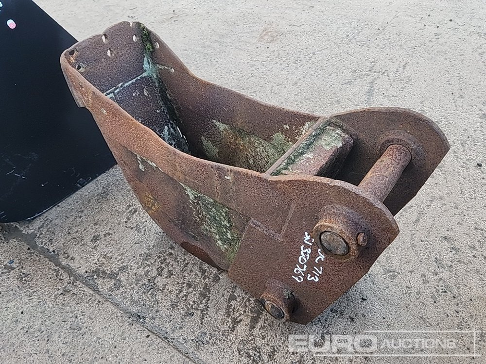 12" Digging Bucket 65mm Pin to suit 13 Ton Excavator - Bak: afbeelding 2 12" Digging Bucket 65mm Pin to suit 13 Ton Excavator - Bak: afbeelding 2