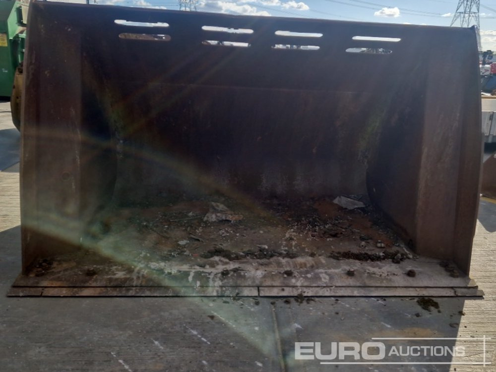 120" Hydraulic Hi Tip Loading Bucket to suit Wheeled Loader - Bak: afbeelding 2 120" Hydraulic Hi Tip Loading Bucket to suit Wheeled Loader - Bak: afbeelding 2
