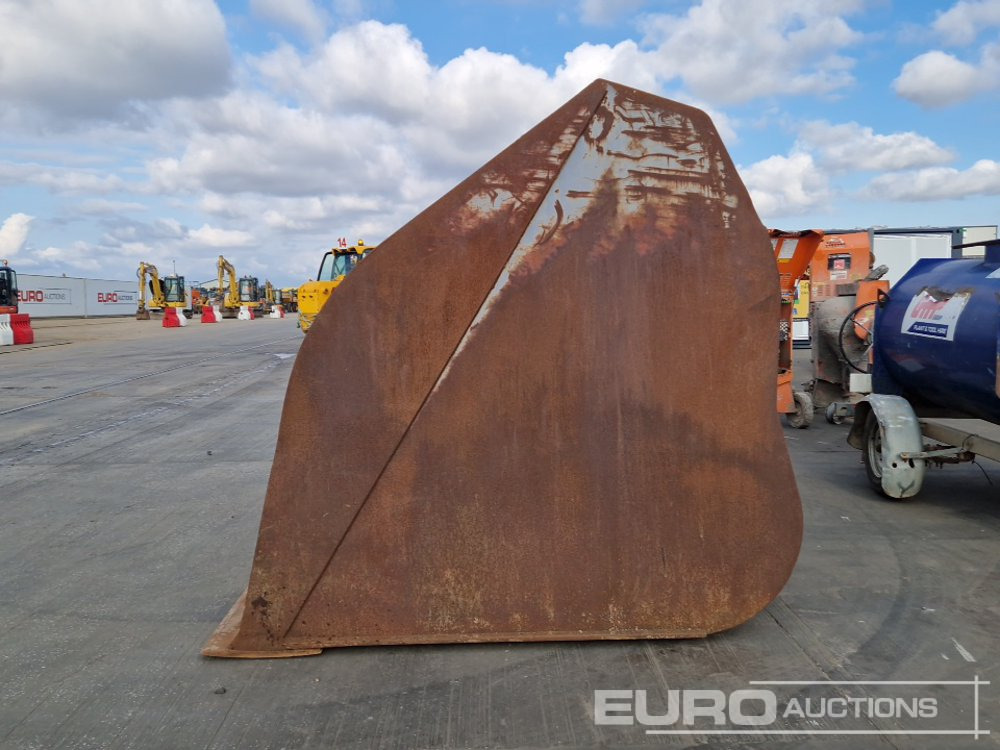 146" Loading Bucket to suit Wheeled Loader - Bak: afbeelding 2 146" Loading Bucket to suit Wheeled Loader - Bak: afbeelding 2
