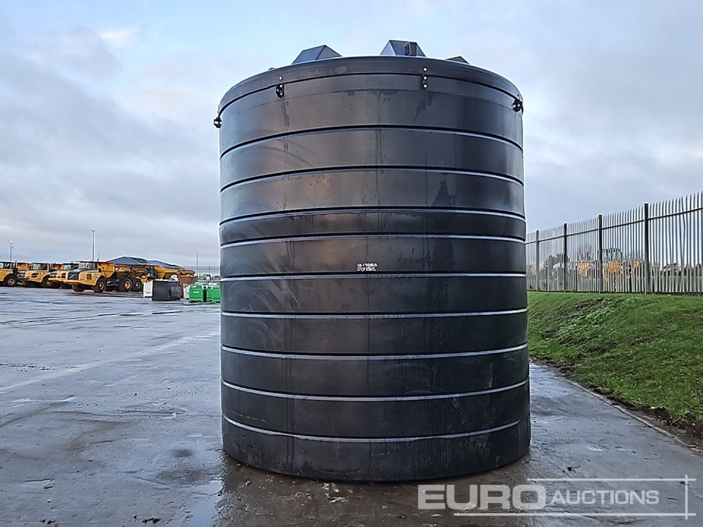 15,000 Litre Plastic Bunded Bowser - Opslagtank: afbeelding 2 15,000 Litre Plastic Bunded Bowser - Opslagtank: afbeelding 2