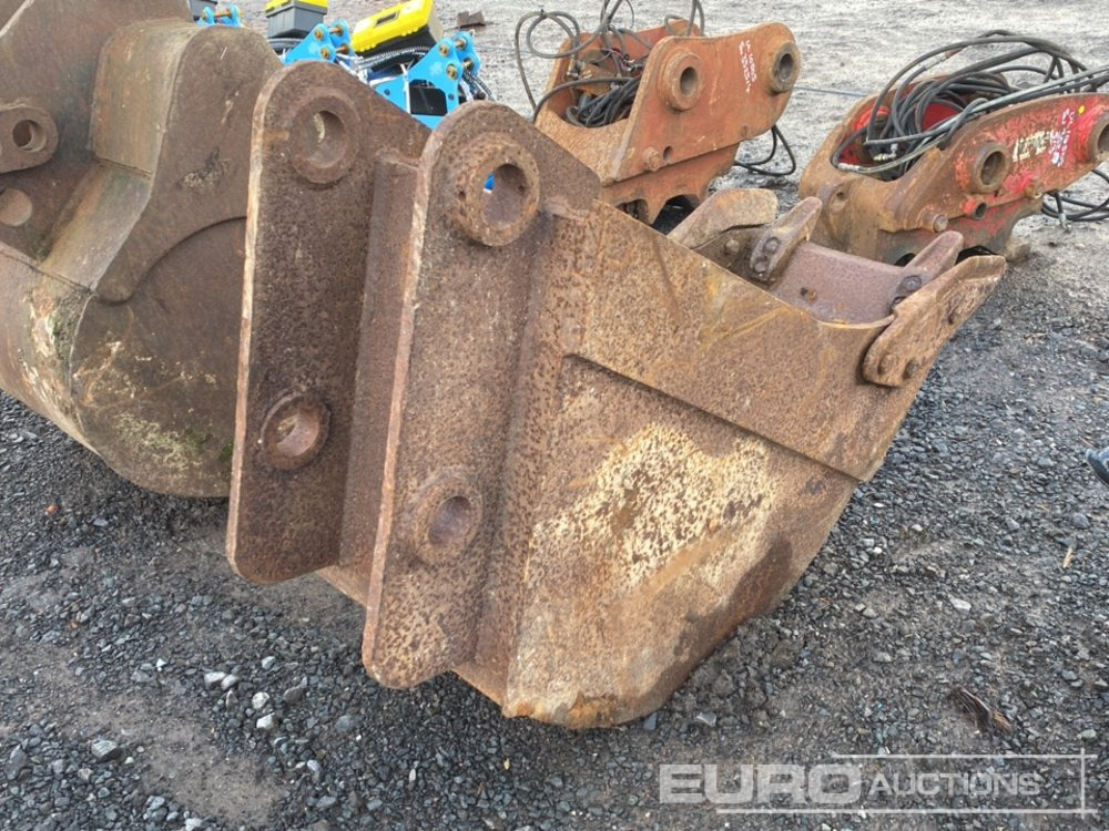 20" Digging Bucket 65mm Pin to suit 13 Ton Excavator - Bak: afbeelding 3 20" Digging Bucket 65mm Pin to suit 13 Ton Excavator - Bak: afbeelding 3