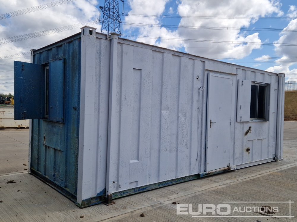 20' x 8' Container (Cannot Be Reconsigned) - Zeecontainer: afbeelding 1 20' x 8' Container (Cannot Be Reconsigned) - Zeecontainer: afbeelding 1