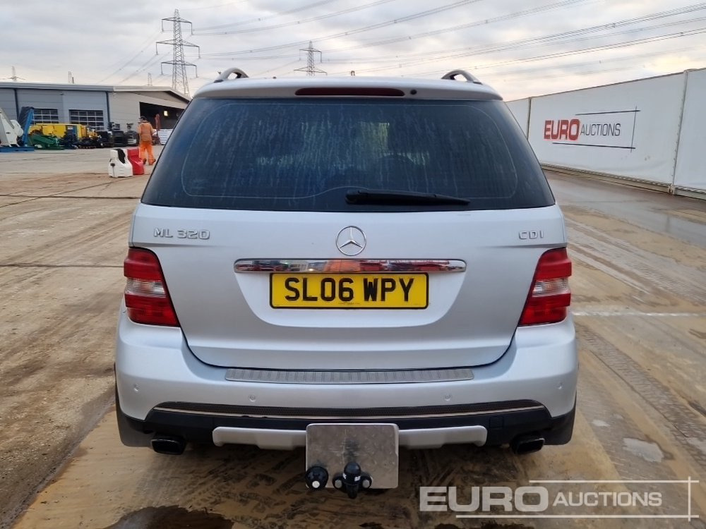 2006 Mercedes ML320 CDI - SUV: afbeelding 4 2006 Mercedes ML320 CDI - SUV: afbeelding 4