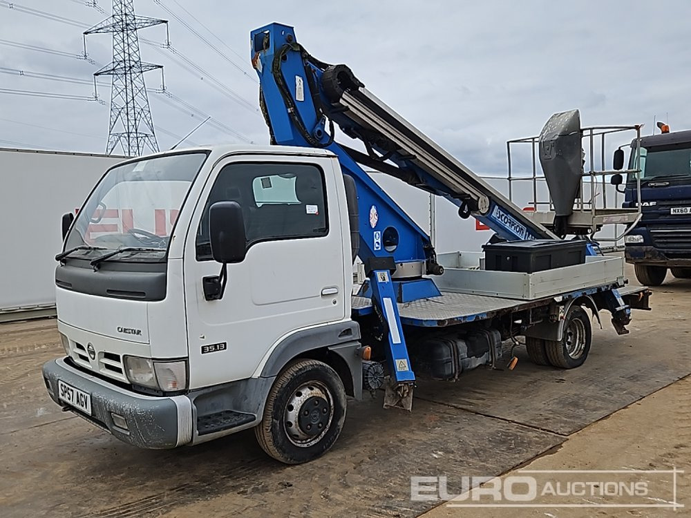 2007 Nissan Cabstar 35.13 - Vrachtwagen hoogwerker: afbeelding 1 2007 Nissan Cabstar 35.13 - Vrachtwagen hoogwerker: afbeelding 1
