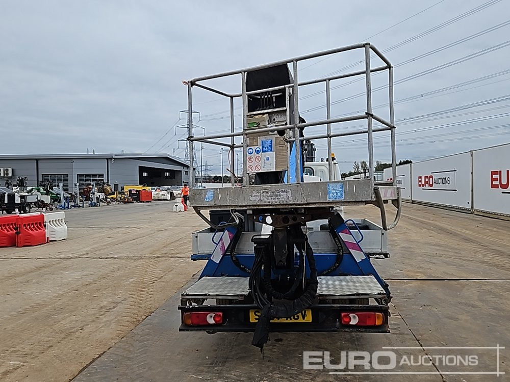 2007 Nissan Cabstar 35.13 - Vrachtwagen hoogwerker: afbeelding 4 2007 Nissan Cabstar 35.13 - Vrachtwagen hoogwerker: afbeelding 4