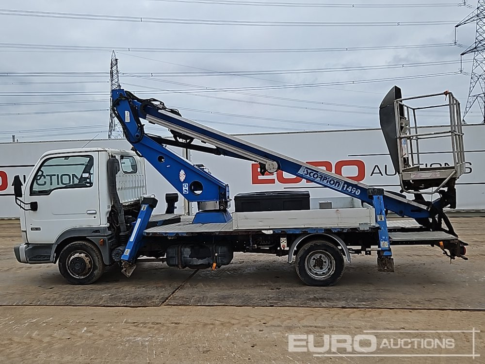 2007 Nissan Cabstar 35.13 - Vrachtwagen hoogwerker: afbeelding 2 2007 Nissan Cabstar 35.13 - Vrachtwagen hoogwerker: afbeelding 2