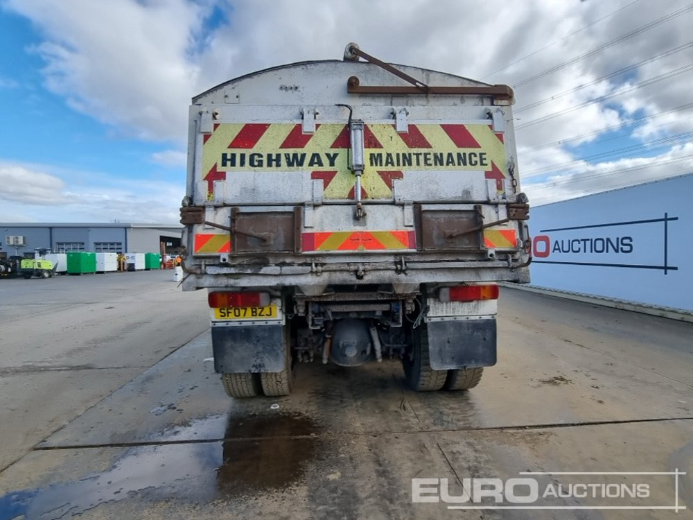 2007 Scania P380 - Kipper vrachtwagen: afbeelding 4 2007 Scania P380 - Kipper vrachtwagen: afbeelding 4