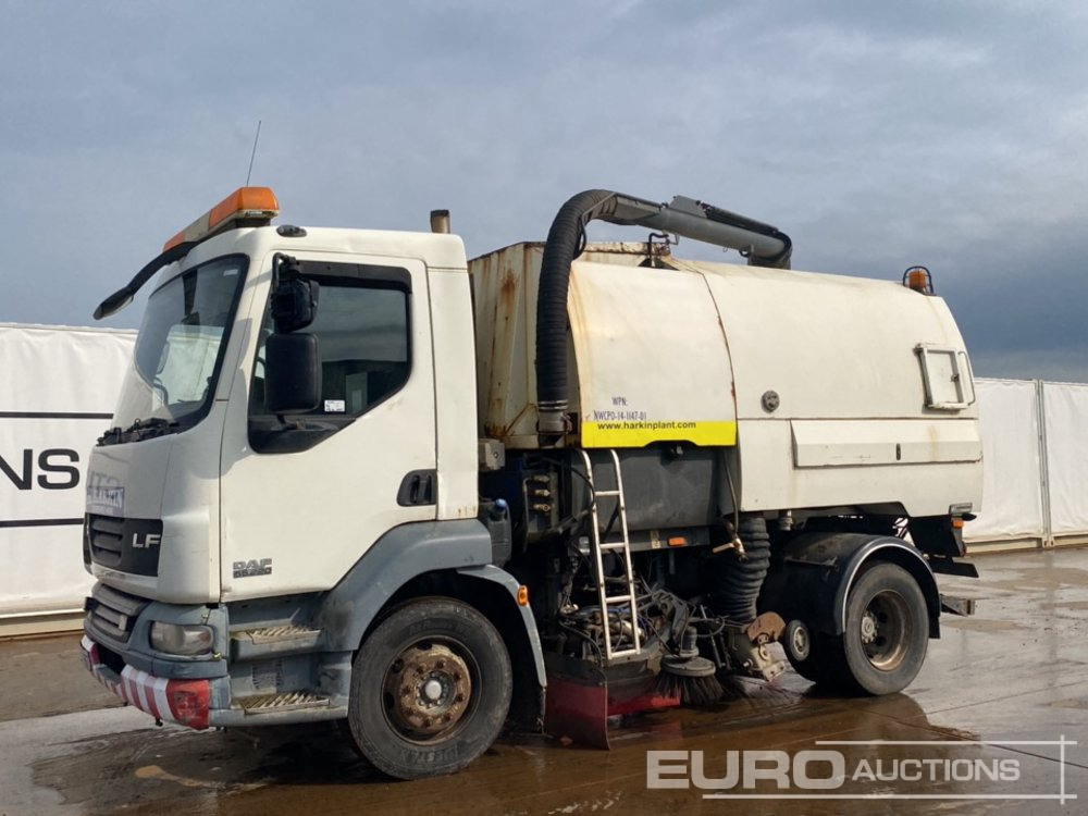 2008 DAF LF55 220 - Veegwagen: afbeelding 1 2008 DAF LF55 220 - Veegwagen: afbeelding 1