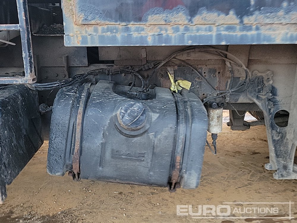 Kipper vrachtwagen 2009 DAF CF65.220: afbeelding 17