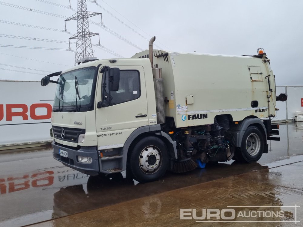 2009 Mercedes Atego 1318 - Veegwagen: afbeelding 1 2009 Mercedes Atego 1318 - Veegwagen: afbeelding 1