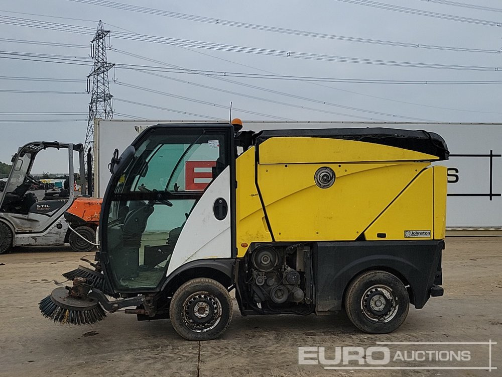 2011 Johnston 4x2 Road Sweeper, Reverse Camera, Automatic Gearbox - Veegwagen: afbeelding 2 2011 Johnston 4x2 Road Sweeper, Reverse Camera, Automatic Gearbox - Veegwagen: afbeelding 2