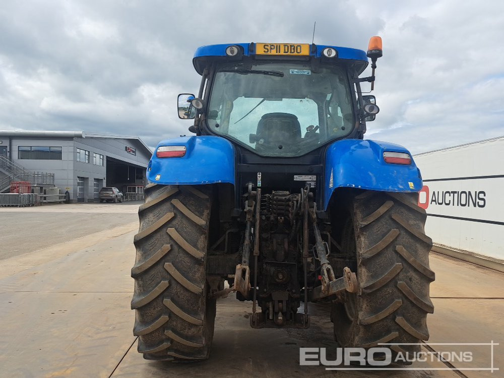2011 New Holland T6070 - Tractor: afbeelding 4 2011 New Holland T6070 - Tractor: afbeelding 4