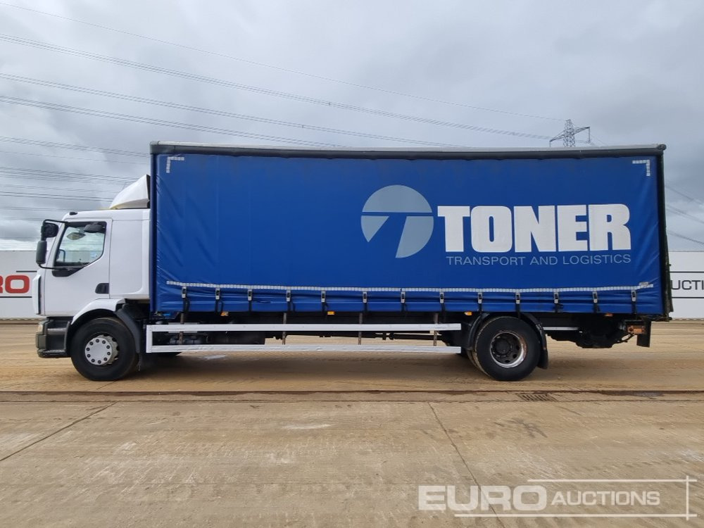2011 Renault 4x2 Curtainsider Lorry, Hydraulic Ramp, Manual Gearbox - Schuifzeilen vrachtwagen: afbeelding 2 2011 Renault 4x2 Curtainsider Lorry, Hydraulic Ramp, Manual Gearbox - Schuifzeilen vrachtwagen: afbeelding 2