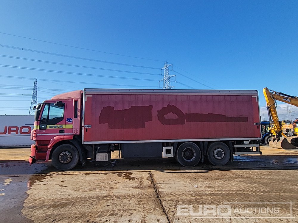 2012 Iveco Stralis - Schuifzeilen vrachtwagen: afbeelding 2 2012 Iveco Stralis - Schuifzeilen vrachtwagen: afbeelding 2