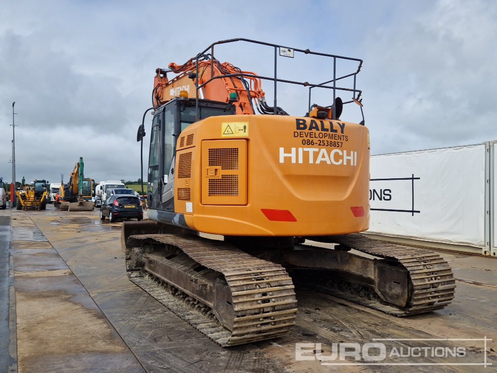 2013 Hitachi ZX225USLC-5B - Rupsgraafmachine: afbeelding 3 2013 Hitachi ZX225USLC-5B - Rupsgraafmachine: afbeelding 3