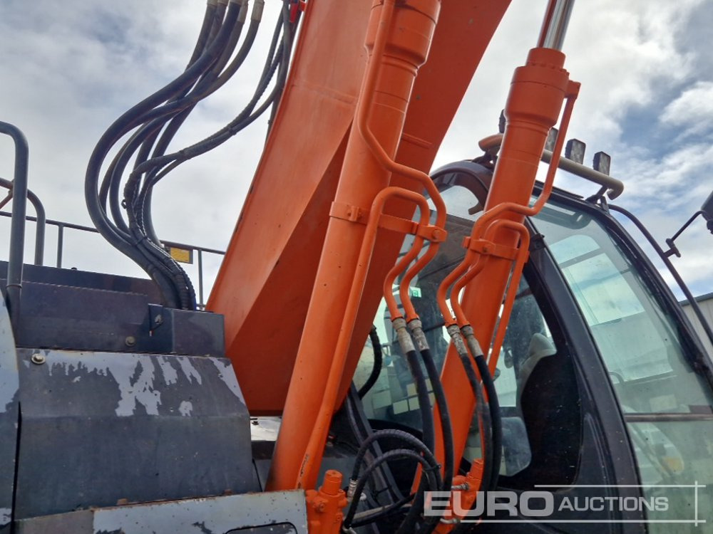Rupsgraafmachine 2013 Hitachi ZX225USLC-5B: afbeelding 31