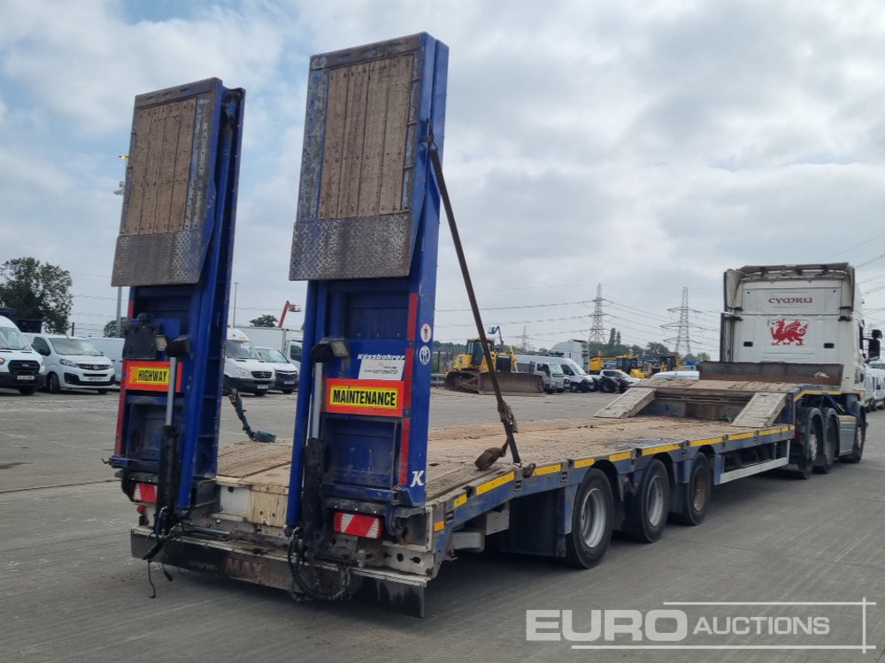 2014 Faymonville Tri Axle Step Frame Low Load Trailer, Neck Ramps, Hydraulic Flip Toe Ramps (Plating Certificate Available) - Dieplader oplegger: afbeelding 5 2014 Faymonville Tri Axle Step Frame Low Load Trailer, Neck Ramps, Hydraulic Flip Toe Ramps (Plating Certificate Available) - Dieplader oplegger: afbeelding 5