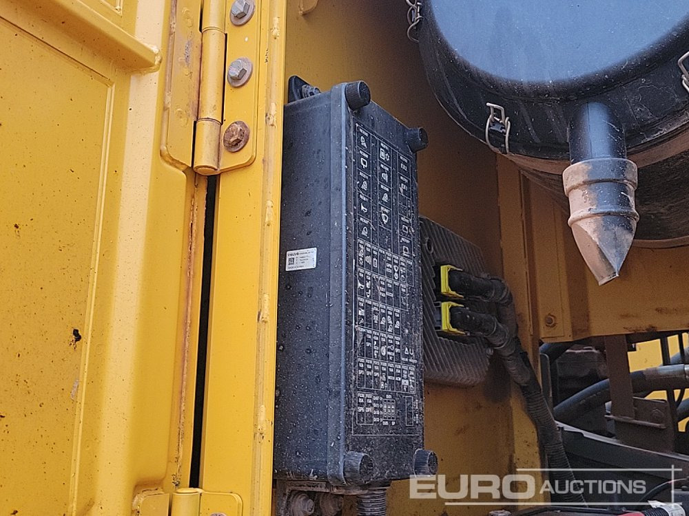 Rupsgraafmachine 2014 Volvo EC380EL: afbeelding 34