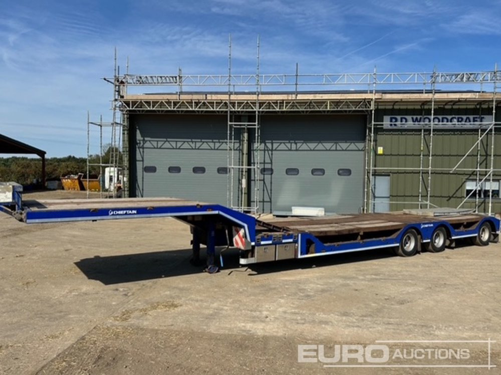 2015 Cheiftain Tri Axle Extenable Low Loader Trailer - Dieplader oplegger: afbeelding 1 2015 Cheiftain Tri Axle Extenable Low Loader Trailer - Dieplader oplegger: afbeelding 1