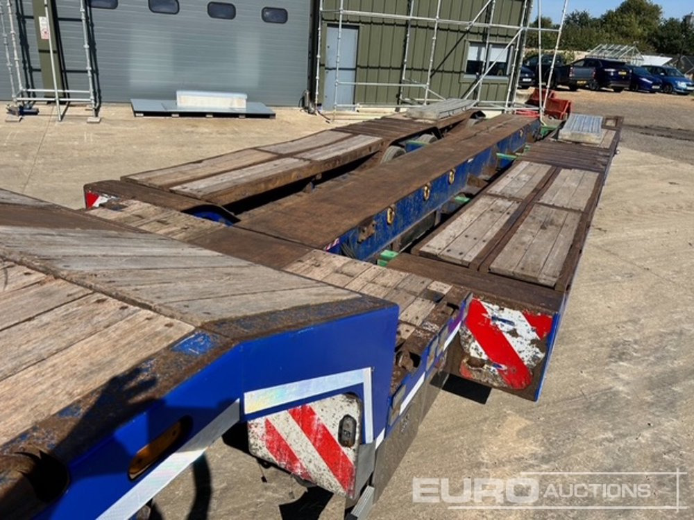 2015 Cheiftain Tri Axle Extenable Low Loader Trailer - Dieplader oplegger: afbeelding 2 2015 Cheiftain Tri Axle Extenable Low Loader Trailer - Dieplader oplegger: afbeelding 2