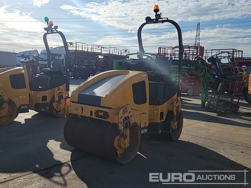 2015 Volvo DD25B - Asfaltwals: afbeelding 1 2015 Volvo DD25B - Asfaltwals: afbeelding 1