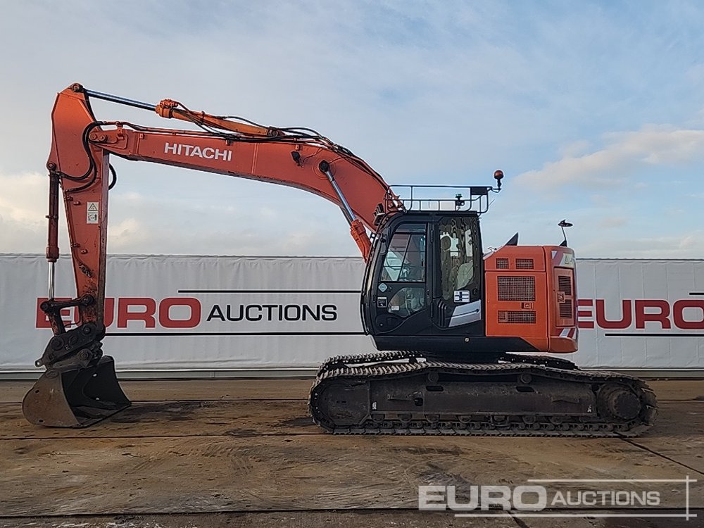 2016 Hitachi ZX225USLC-5B - Rupsgraafmachine: afbeelding 2 2016 Hitachi ZX225USLC-5B - Rupsgraafmachine: afbeelding 2