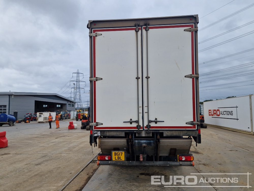 2017 Renault D18 - Schuifzeilen vrachtwagen: afbeelding 4 2017 Renault D18 - Schuifzeilen vrachtwagen: afbeelding 4