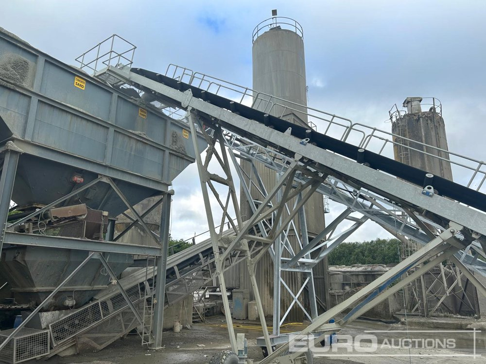 2020 53' 3 Phase Radial Conveyor - Transportband: afbeelding 1 2020 53' 3 Phase Radial Conveyor - Transportband: afbeelding 1
