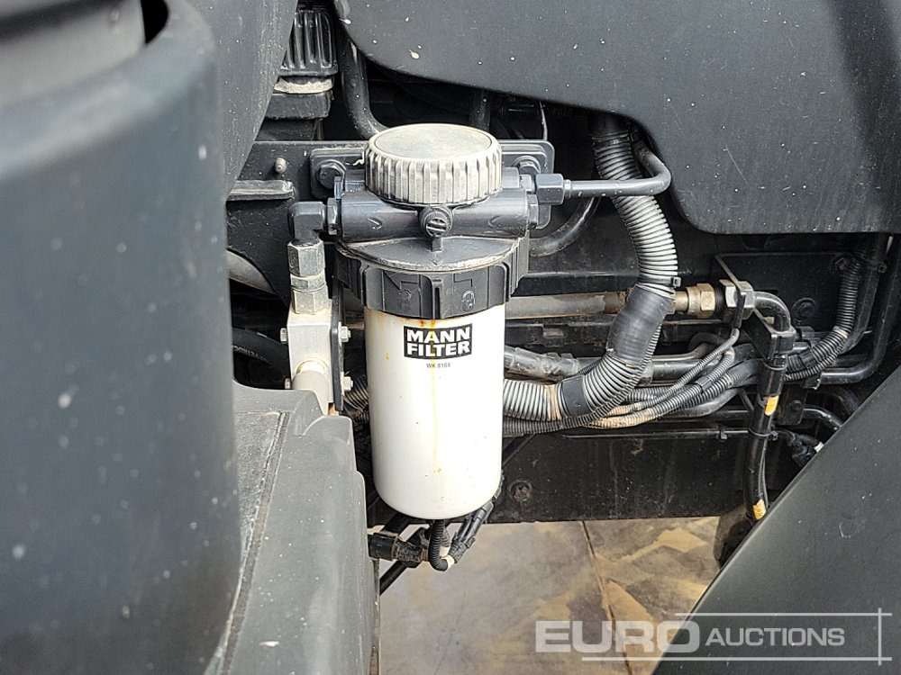 Tractor 2020 Deutz-Fahr Agrotron 6215 TTV: afbeelding 27