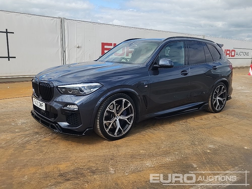 2021 BMW X5 45E M-Sport - SUV: afbeelding 1 2021 BMW X5 45E M-Sport - SUV: afbeelding 1