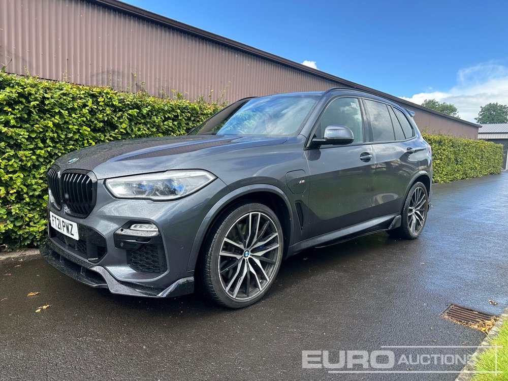 2021 BMW X5 45E M-Sport - SUV: afbeelding 1 2021 BMW X5 45E M-Sport - SUV: afbeelding 1