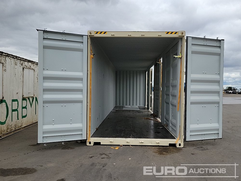 2025 40' x 8' HQ Container, 4 Side Doors, 1 End Door (Cannot Be Reconsigned) - Zeecontainer: afbeelding 1 2025 40' x 8' HQ Container, 4 Side Doors, 1 End Door (Cannot Be Reconsigned) - Zeecontainer: afbeelding 1