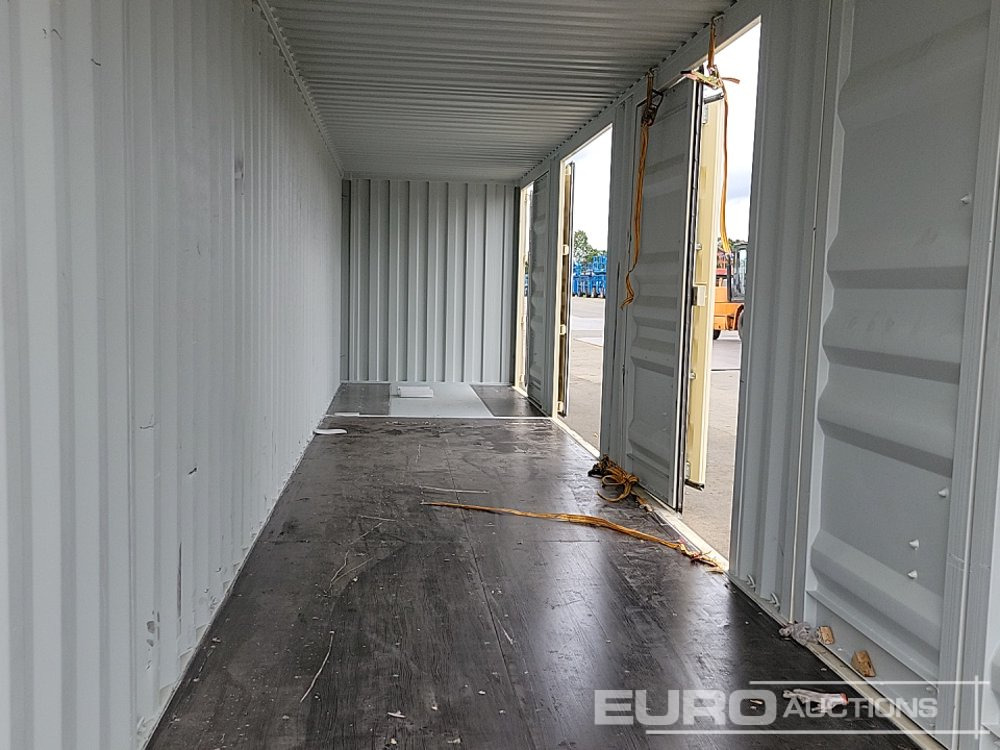 2025 40' x 8' HQ Container, 4 Side Doors, 1 End Door (Cannot Be Reconsigned) - Zeecontainer: afbeelding 2 2025 40' x 8' HQ Container, 4 Side Doors, 1 End Door (Cannot Be Reconsigned) - Zeecontainer: afbeelding 2