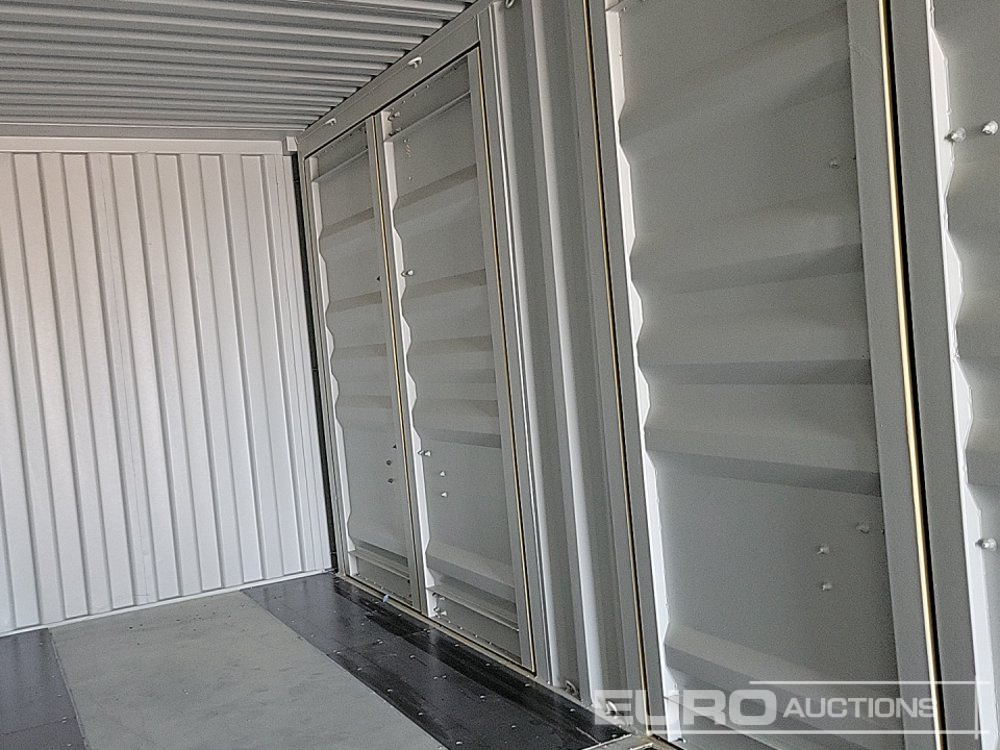 2025 40' x 8' HQ Container, 4 Side Doors, 1 End Door (Cannot Be Reconsigned) - Zeecontainer: afbeelding 4 2025 40' x 8' HQ Container, 4 Side Doors, 1 End Door (Cannot Be Reconsigned) - Zeecontainer: afbeelding 4