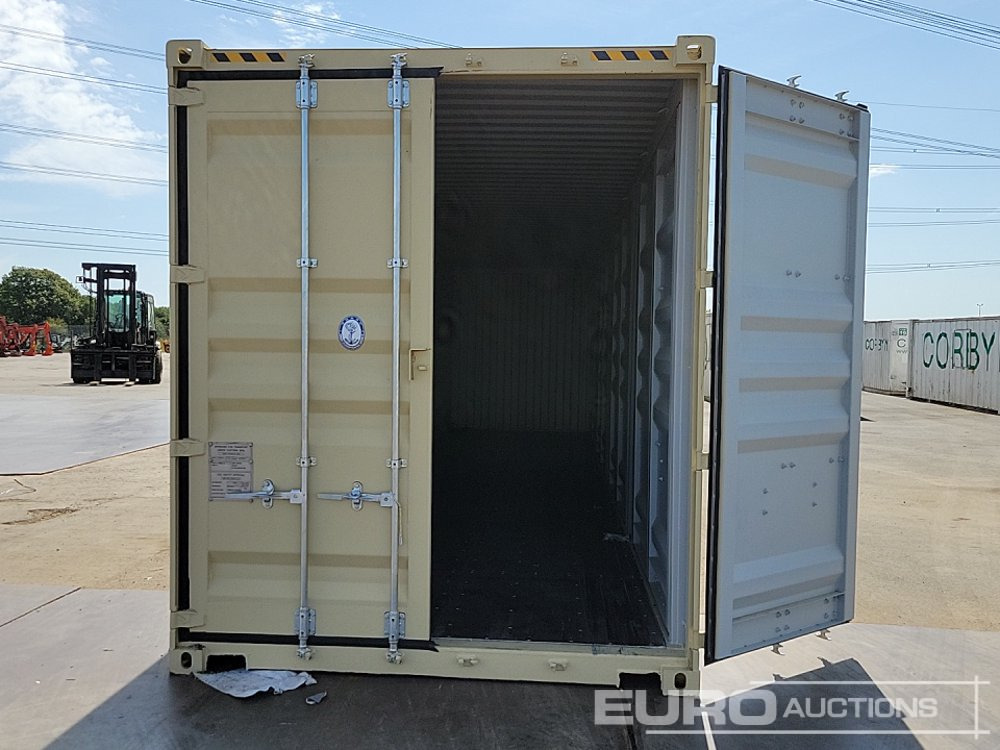 2025 40' x 8' HQ Container, 4 Side Doors, 1 End Door (Cannot Be Reconsigned) - Zeecontainer: afbeelding 1 2025 40' x 8' HQ Container, 4 Side Doors, 1 End Door (Cannot Be Reconsigned) - Zeecontainer: afbeelding 1