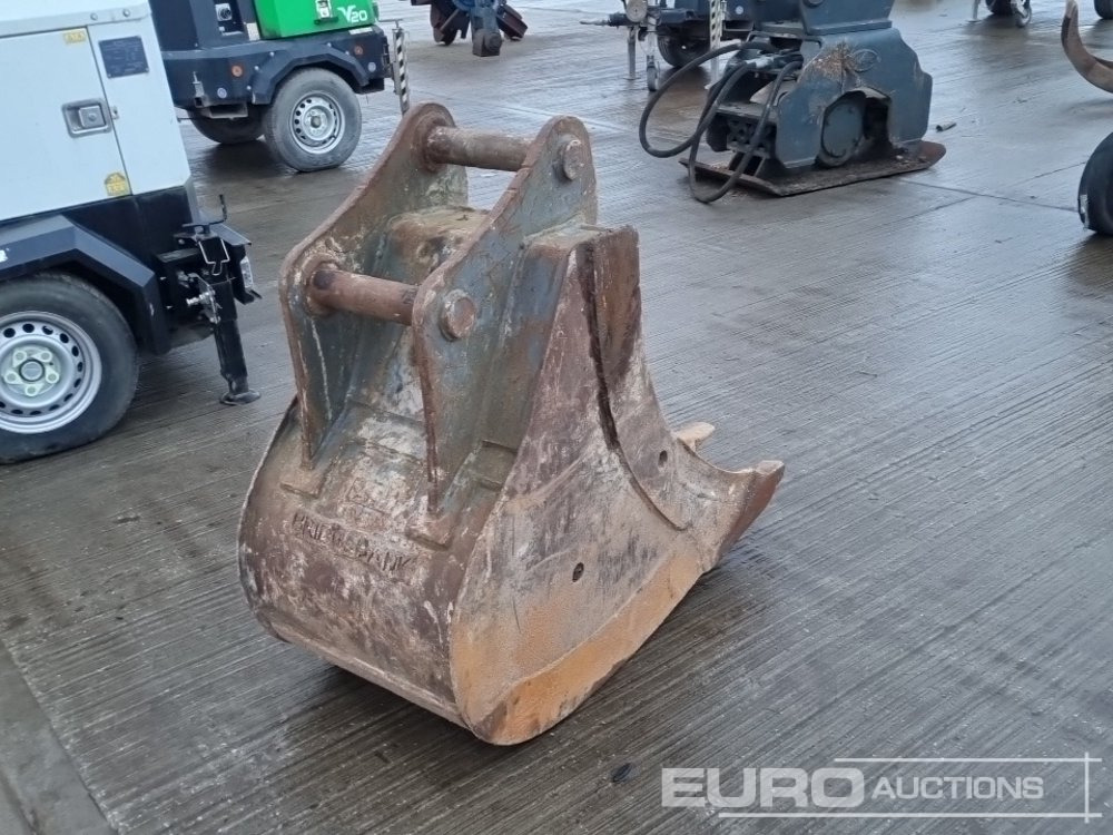 24" Digging Bucket 65mm Pin to suit 13 Ton Excavator - Bak: afbeelding 5 24" Digging Bucket 65mm Pin to suit 13 Ton Excavator - Bak: afbeelding 5