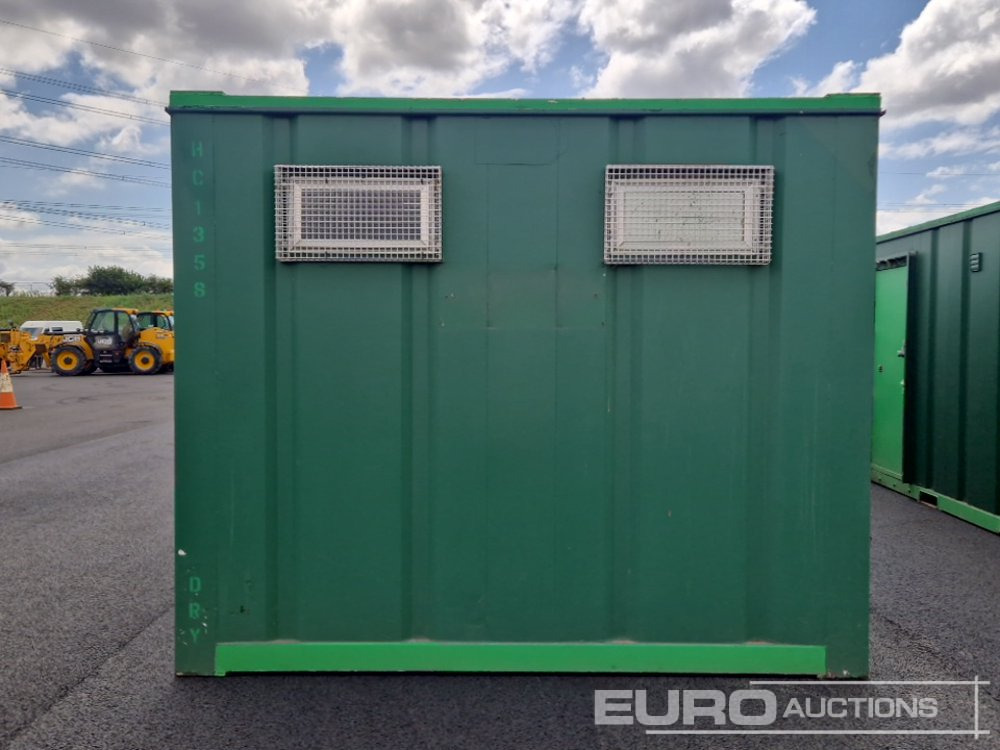 32' x 10' Drying Room (Cannot Be Reconsigned) - Zeecontainer: afbeelding 4 32' x 10' Drying Room (Cannot Be Reconsigned) - Zeecontainer: afbeelding 4