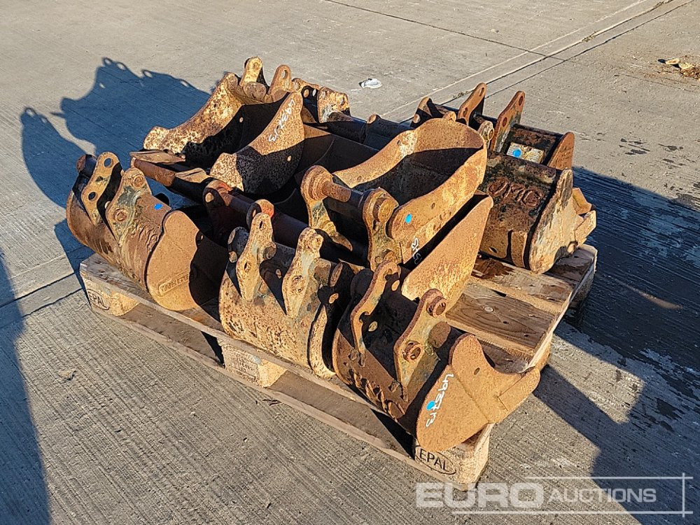36" Ditching, 24", 18, 18", 18", 12", 12", 12", 10" Digging Bucket 30-35mm Pin to suit Mini Excavator - Bak: afbeelding 1 36" Ditching, 24", 18, 18", 18", 12", 12", 12", 10" Digging Bucket 30-35mm Pin to suit Mini Excavator - Bak: afbeelding 1
