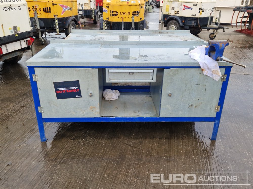 6' Work Bench, Vice & 6' Work Bench - Bouwmaterieel: afbeelding 2 6' Work Bench, Vice & 6' Work Bench - Bouwmaterieel: afbeelding 2
