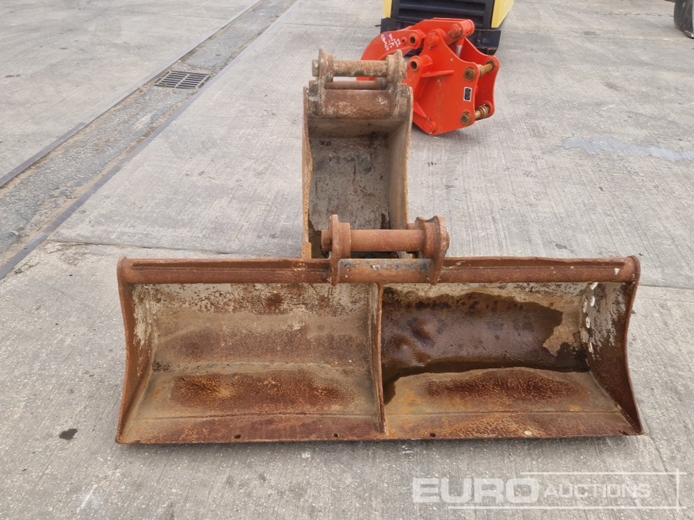 60" Ditching, 18" Digging Bucket 60mm Pin to suit 10-12 Ton Excavator - Bak: afbeelding 2 60" Ditching, 18" Digging Bucket 60mm Pin to suit 10-12 Ton Excavator - Bak: afbeelding 2