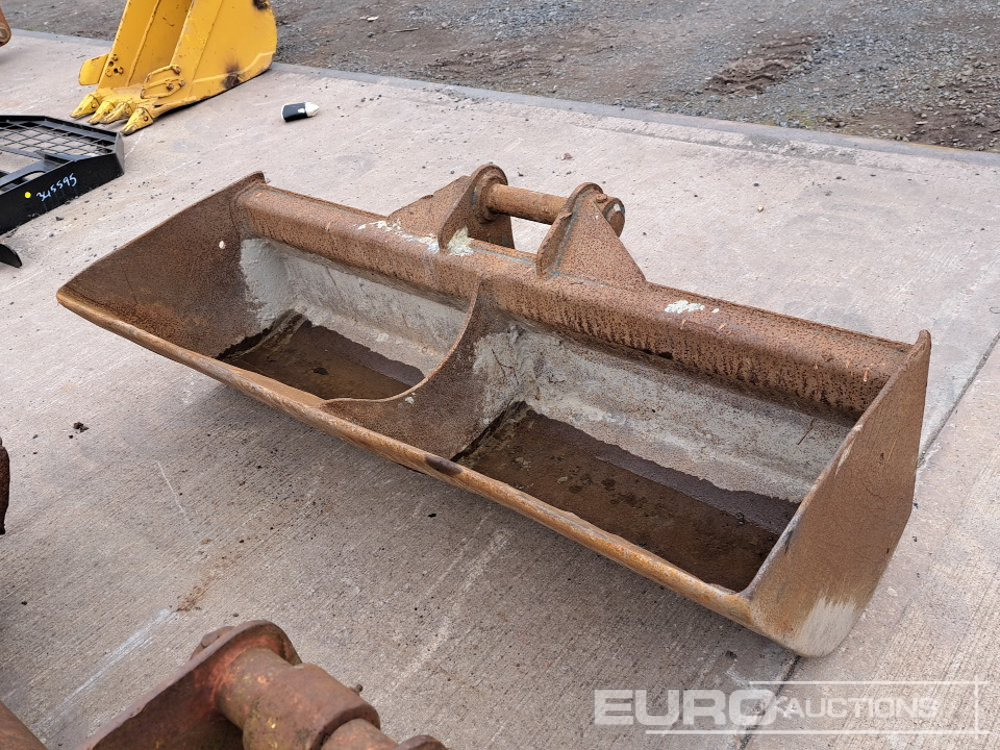 60" Scott Ditching Bucket 55mm Pin to suit 6-8 Ton Excavator - Bak: afbeelding 1 60" Scott Ditching Bucket 55mm Pin to suit 6-8 Ton Excavator - Bak: afbeelding 1