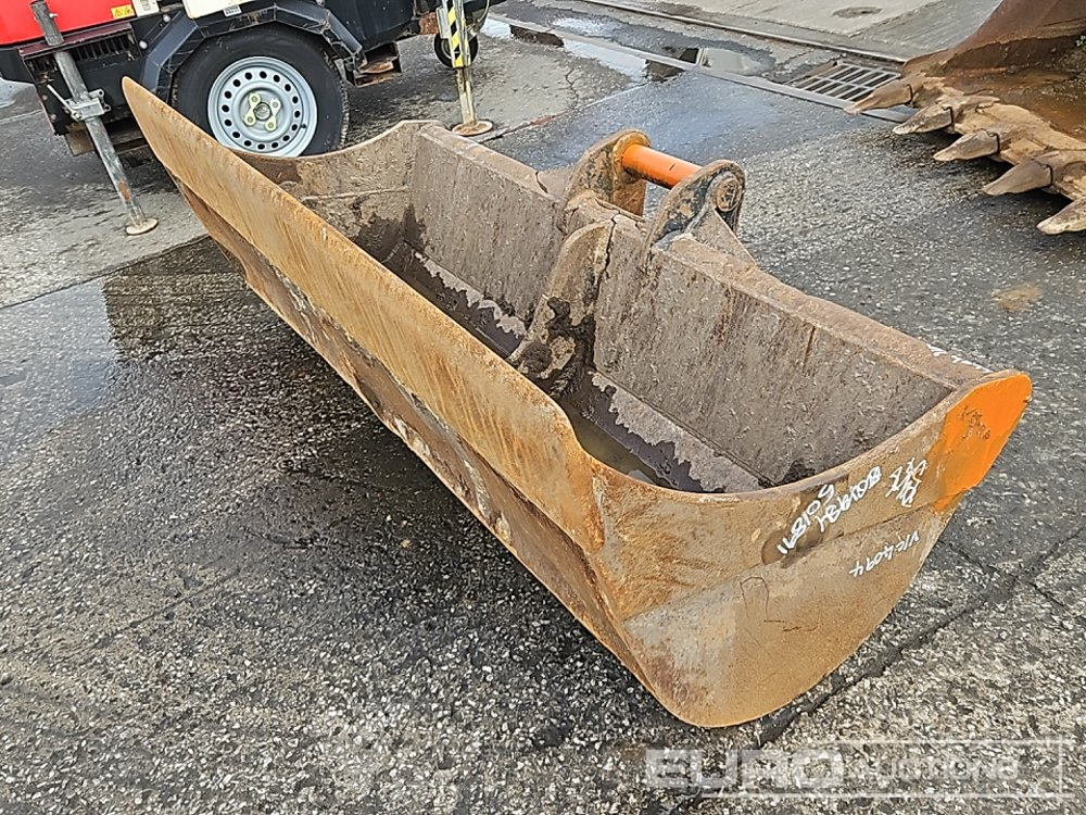 72" Ditching Bucket 65mm Pin to suit 13 Ton Excavator - Bak: afbeelding 1 72" Ditching Bucket 65mm Pin to suit 13 Ton Excavator - Bak: afbeelding 1