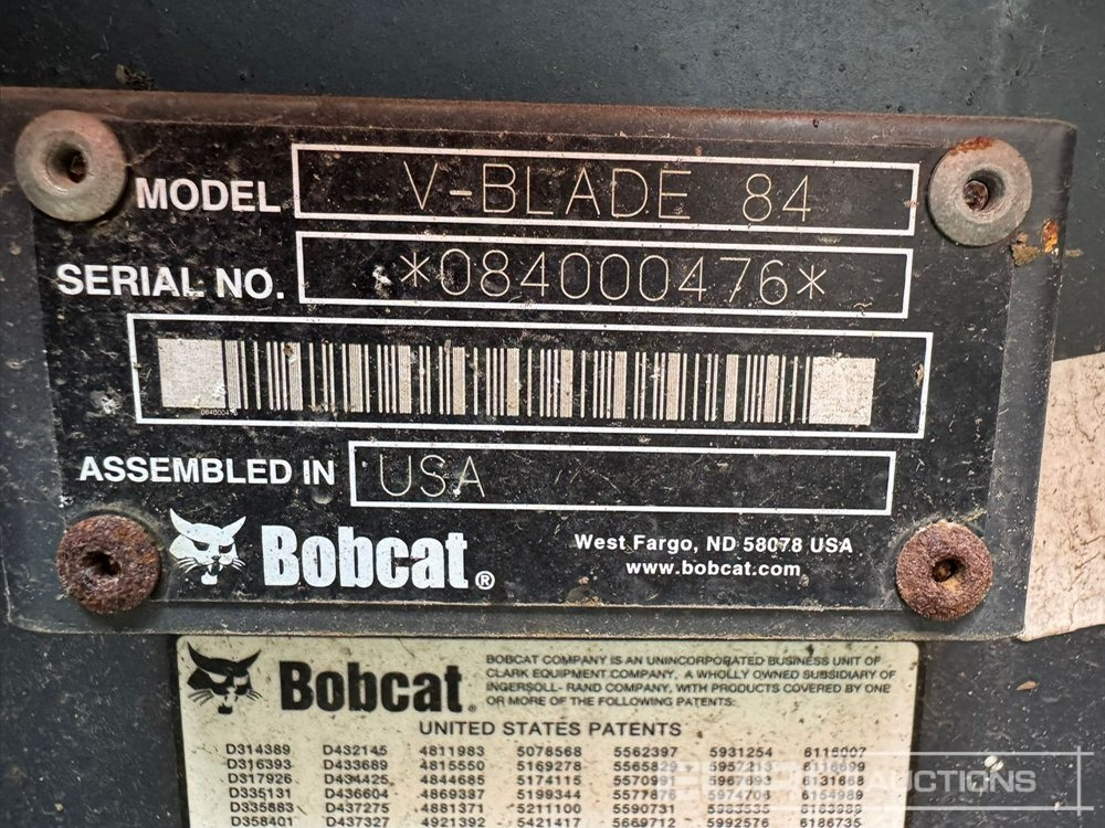 Bobcat V Blade to suit Skidsteer Laoder - Aanbouwdeel voor Graafmachine: afbeelding 2 Bobcat V Blade to suit Skidsteer Laoder - Aanbouwdeel voor Graafmachine: afbeelding 2