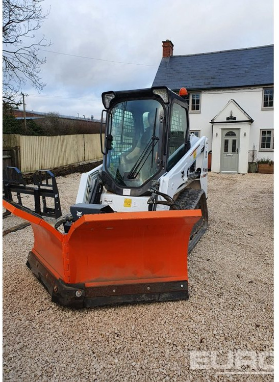 Bobcat V Blade to suit Skidsteer Laoder - Aanbouwdeel voor Graafmachine: afbeelding 1 Bobcat V Blade to suit Skidsteer Laoder - Aanbouwdeel voor Graafmachine: afbeelding 1
