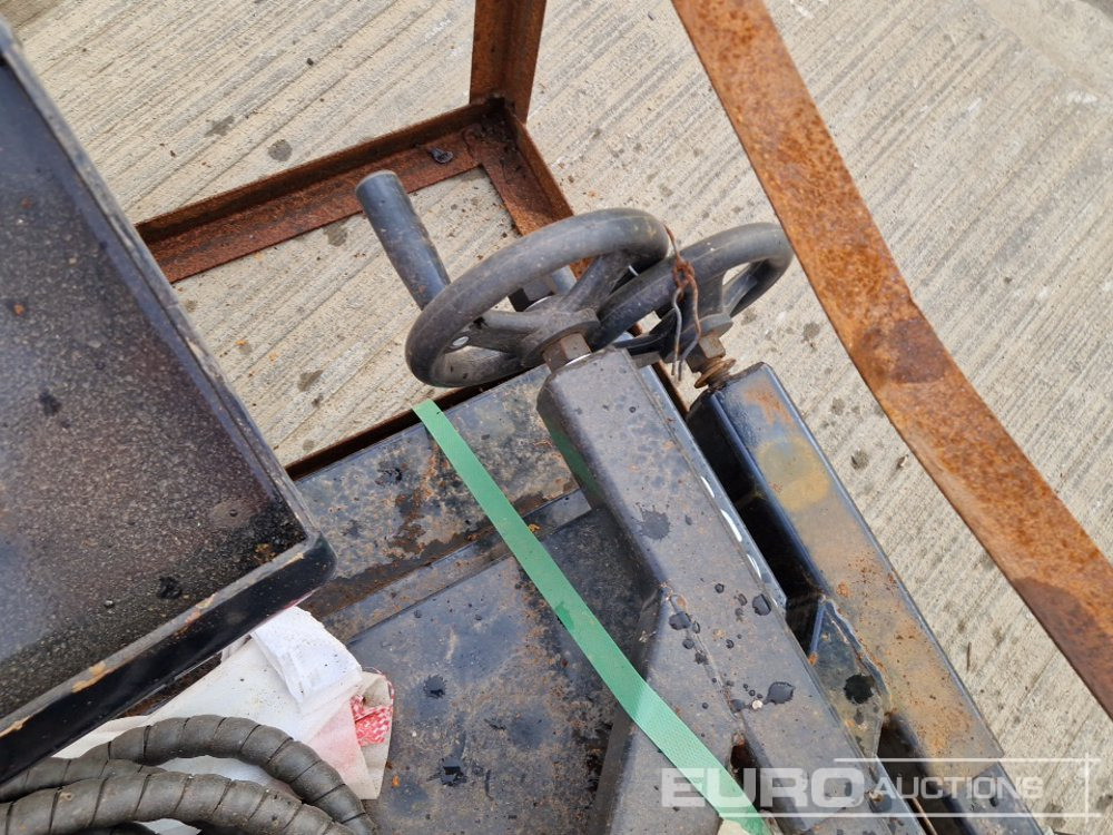 Aanbouwdeel voor Graafmachine Unused Hydraulic Topper to suit Mini Skidsteer Loader: afbeelding 11
