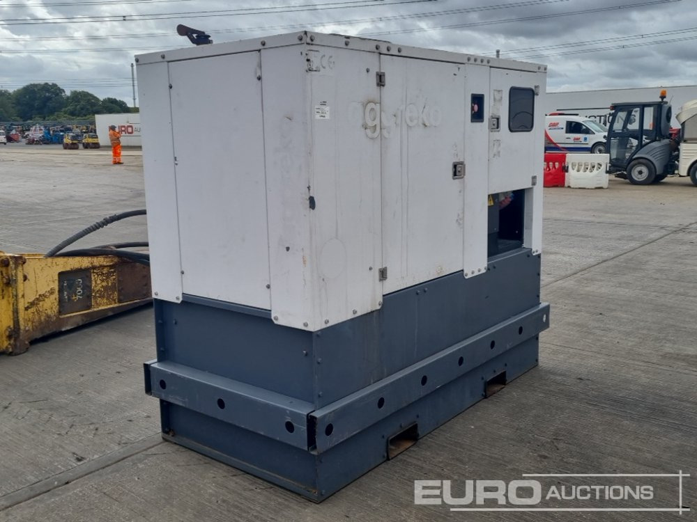 Aggreko 40kVA Generator, John Deere Engine (Parts Missing) - Industrie generator: afbeelding 1 Aggreko 40kVA Generator, John Deere Engine (Parts Missing) - Industrie generator: afbeelding 1