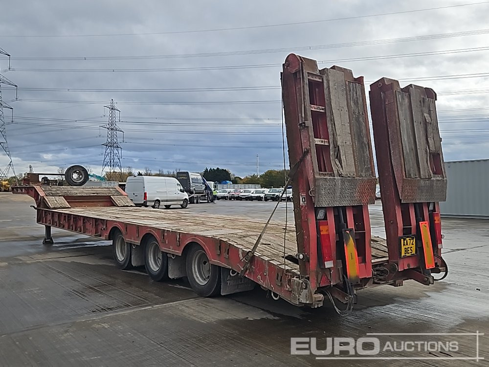 Andover Tri Axle Step Frame Low Loader, Winch, Hydraulic Fliptoe Ramps - Dieplader oplegger: afbeelding 3 Andover Tri Axle Step Frame Low Loader, Winch, Hydraulic Fliptoe Ramps - Dieplader oplegger: afbeelding 3