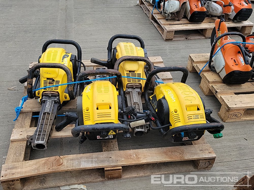 Atlas Copco Petrol Hand Held Breaker (4 of) - Asfaltmachine: afbeelding 2 Atlas Copco Petrol Hand Held Breaker (4 of) - Asfaltmachine: afbeelding 2